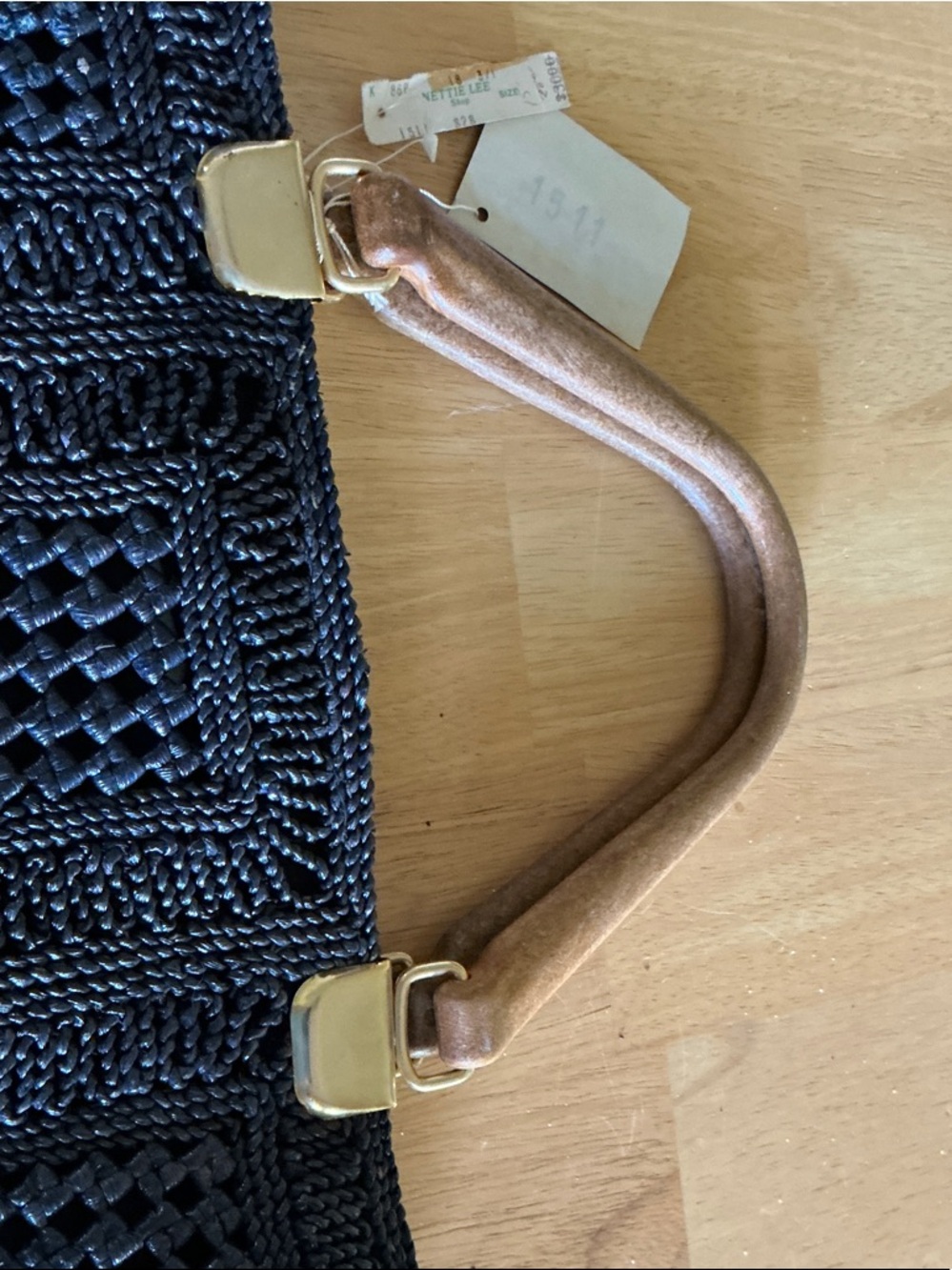 Woven Black Tote with Brown handle Vintage bag - Picture 3 of 6